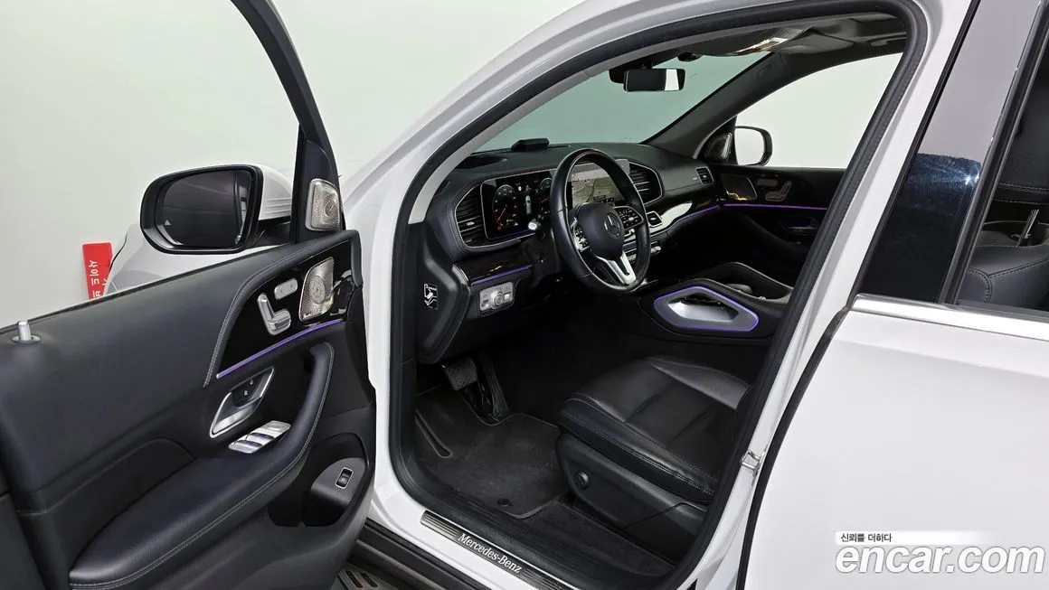 Mercedes-Benz GLE-Class — фото 10
