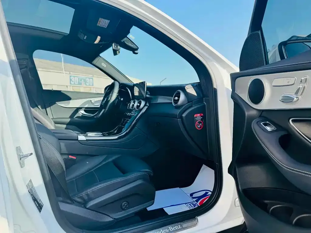 Mercedes-Benz GLC 2022 из CN, фото 8