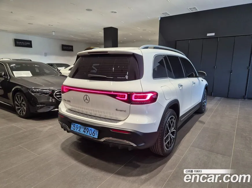 Mercedes-Benz EQB 2023 из KR, фото 2