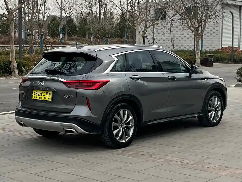 Infiniti QX50 2021 из CN, фото 4
