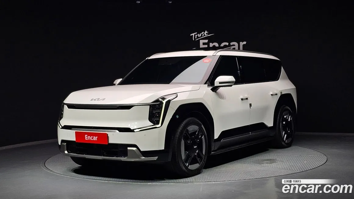 Kia EV9 2024 из KR, фото 1