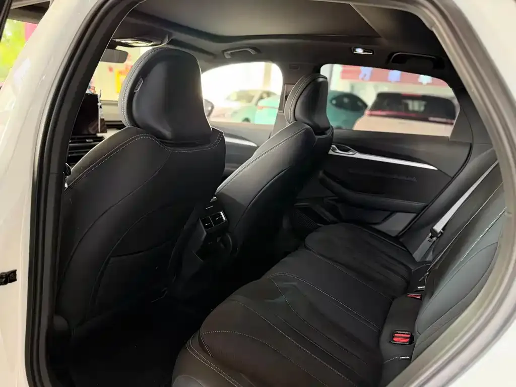 Geely Xingrui 2025 из CN, фото 8