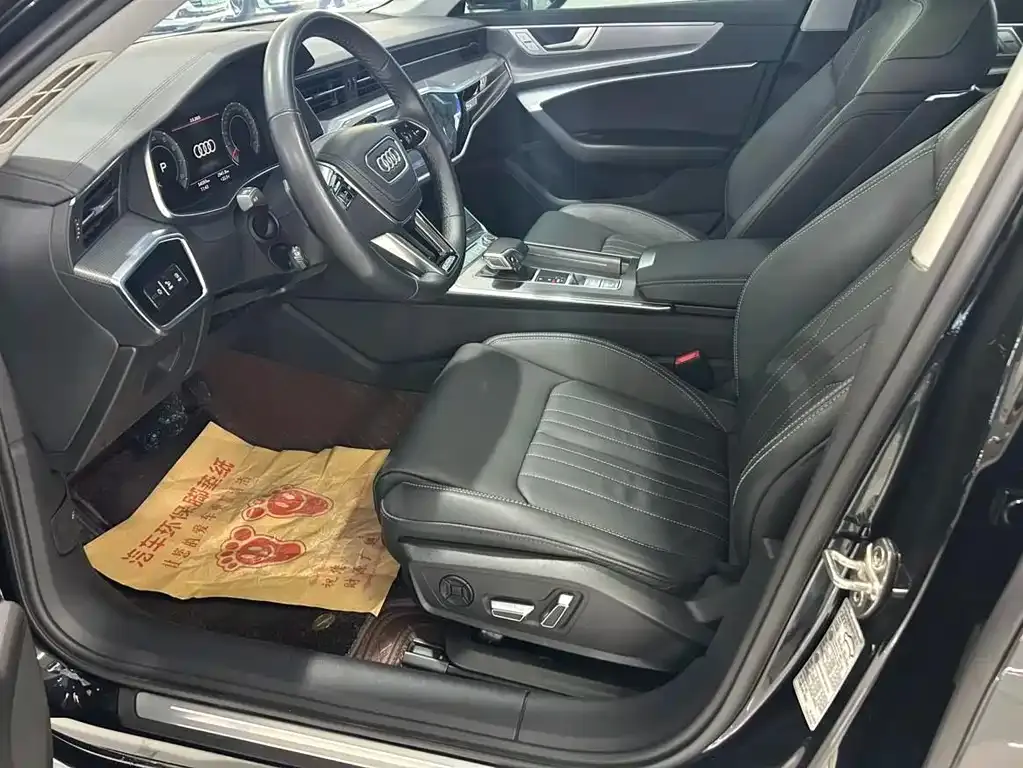 Audi A6L 2023 из CN, фото 7