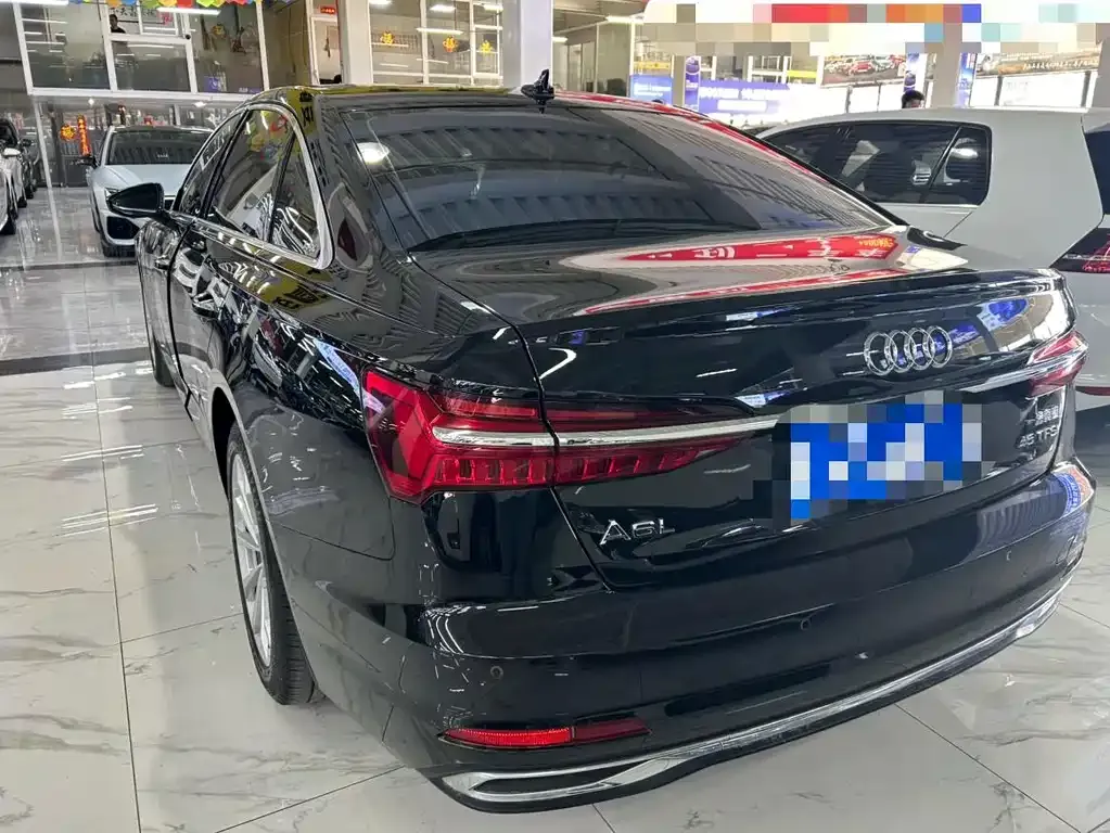Audi A6L 2023 из CN, фото 9