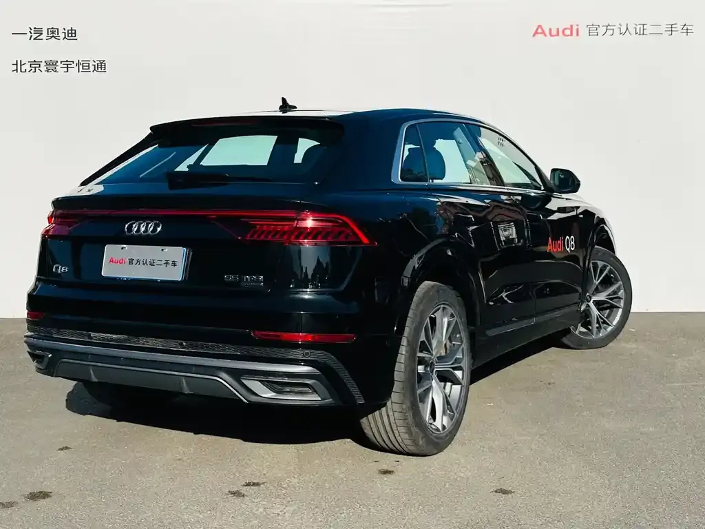 Audi Q8 — фото 4
