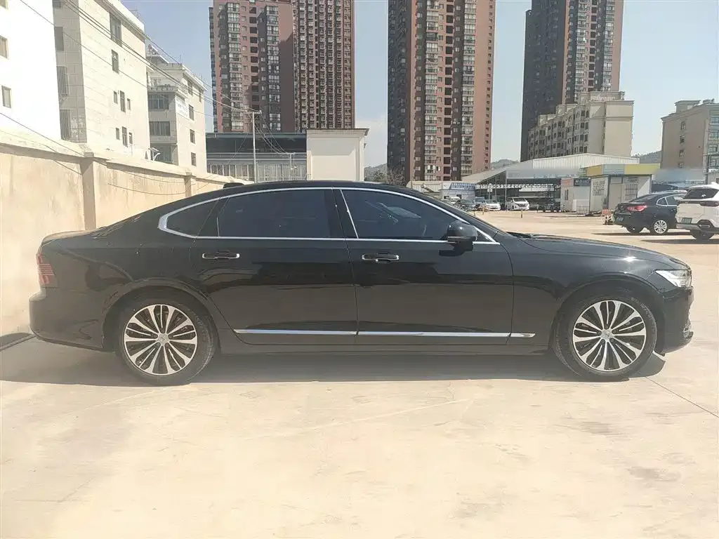 Volvo S90 — фото 5
