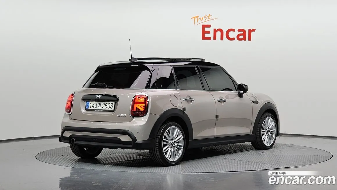 Mini Cooper 2022 из KR, фото 2