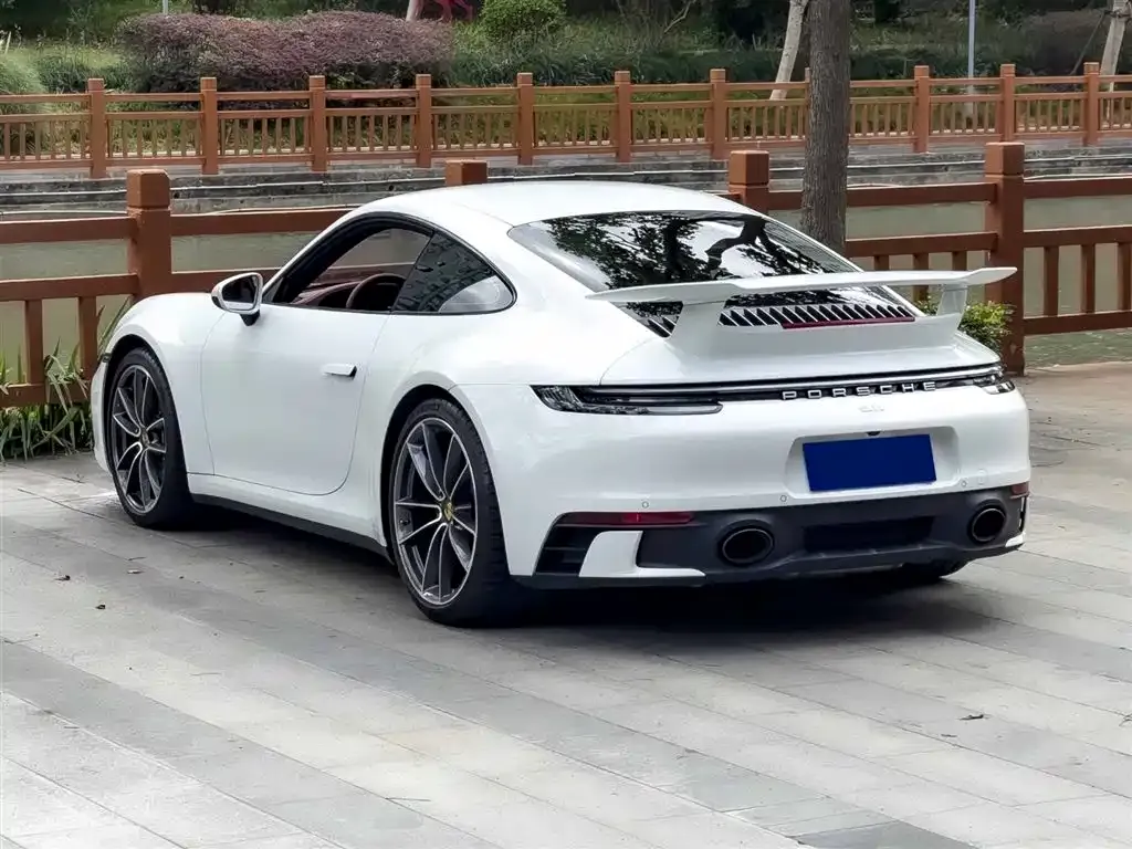 Porsche 911 2024 из CN, фото 7
