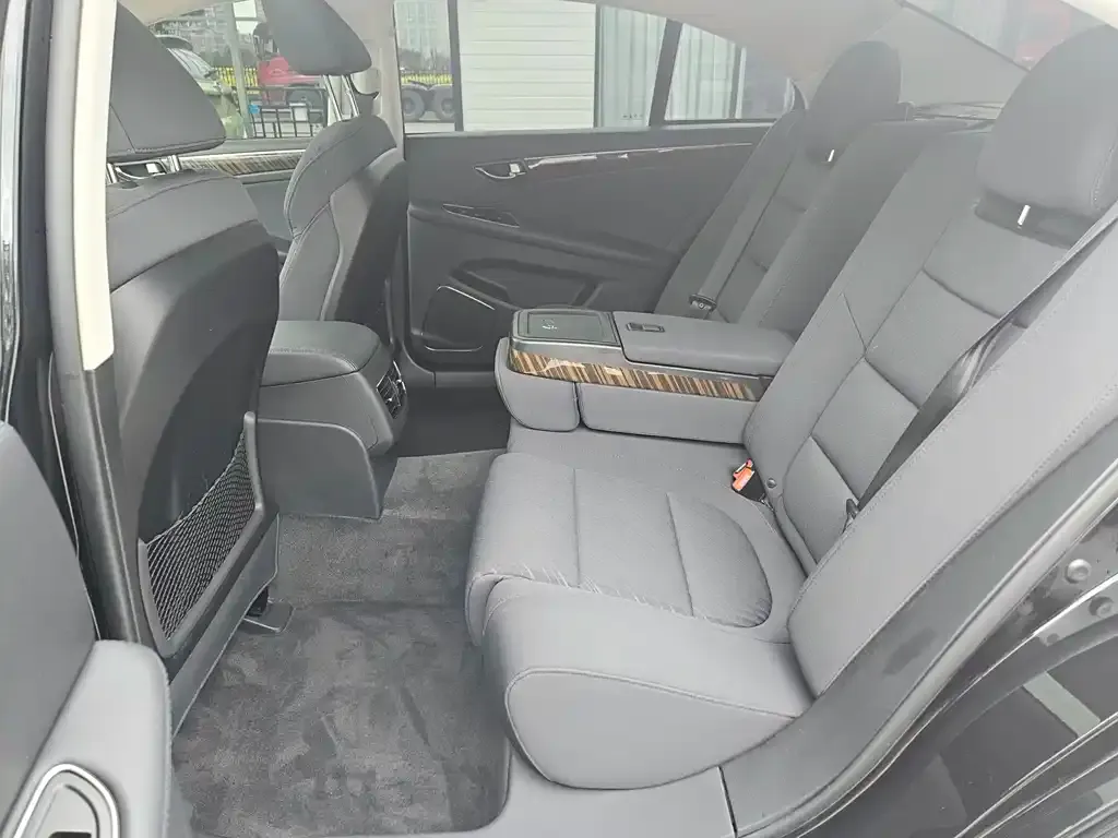 [object Object] Hongqi H7 2022 из CN, фото 9