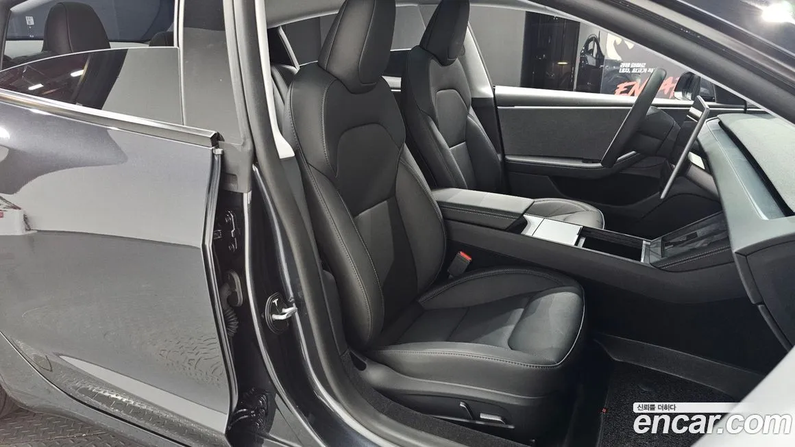Tesla Model 3 2025 из KR, фото 10