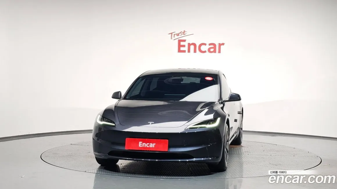 Tesla Model 3 2025 из KR, фото 3