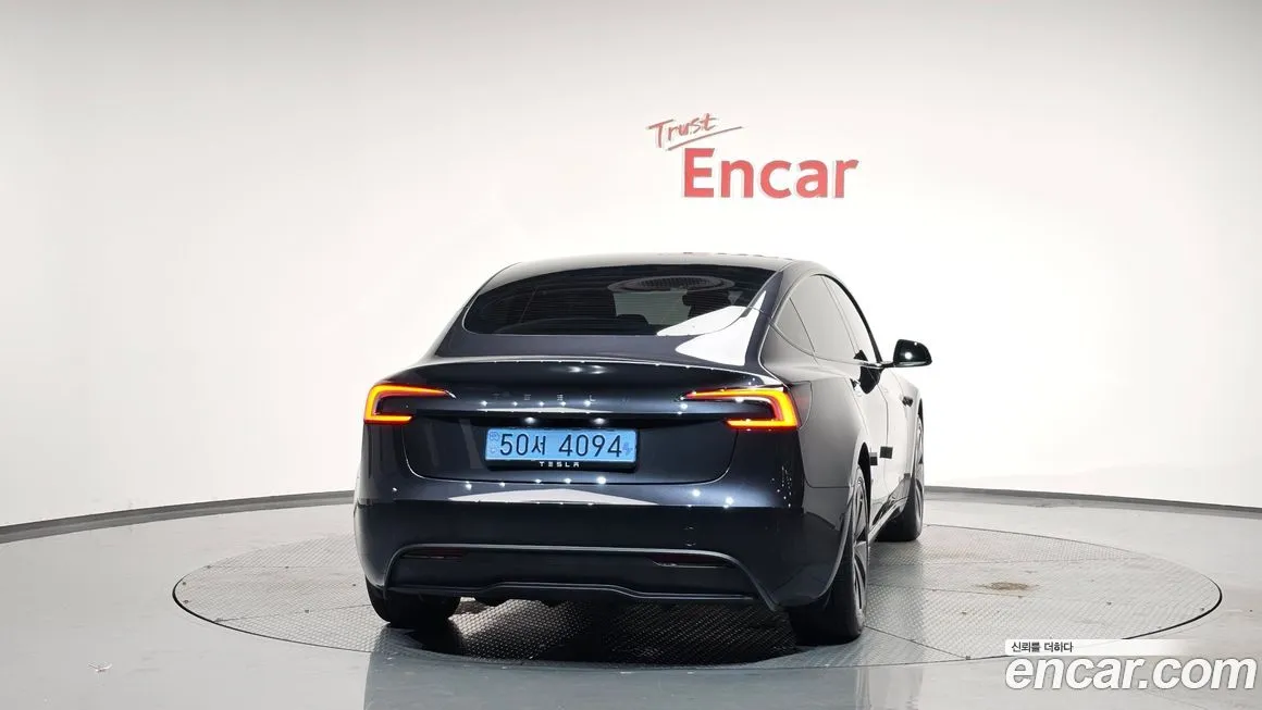 Tesla Model 3 2025 из KR, фото 4