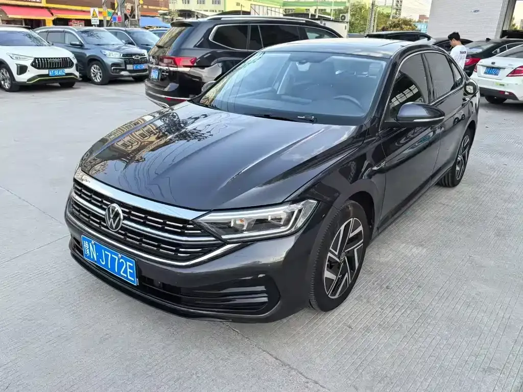 Volkswagen Sagitar 2023 из CN, фото 1