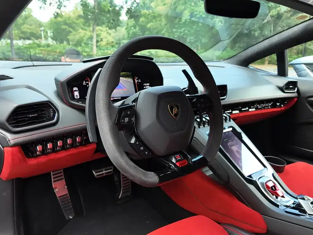 Lamborghini Huracan — фото 6