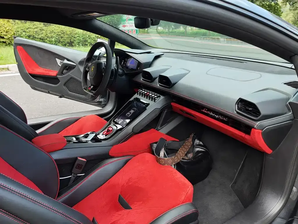 Lamborghini Huracan — фото 9