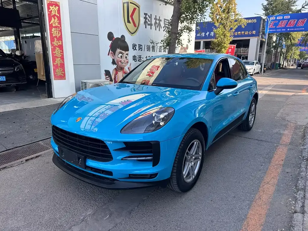Porsche Macan — фото 1