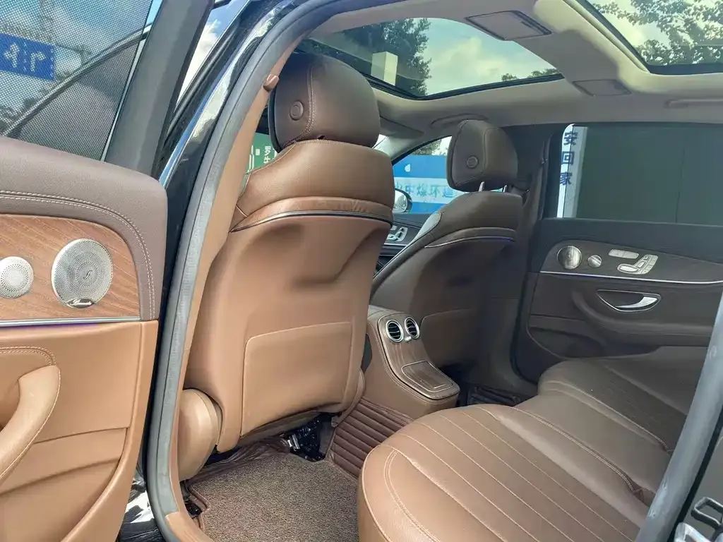 Mercedes-Benz E-Class 2021 из CN, фото 6