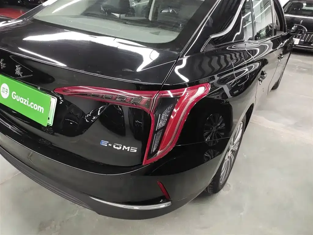 Hongqi E-QM5 2022 из CN, фото 8
