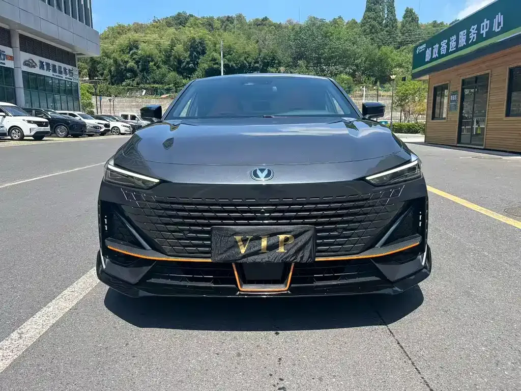 Changan UNI-V 2023 из CN, фото 2