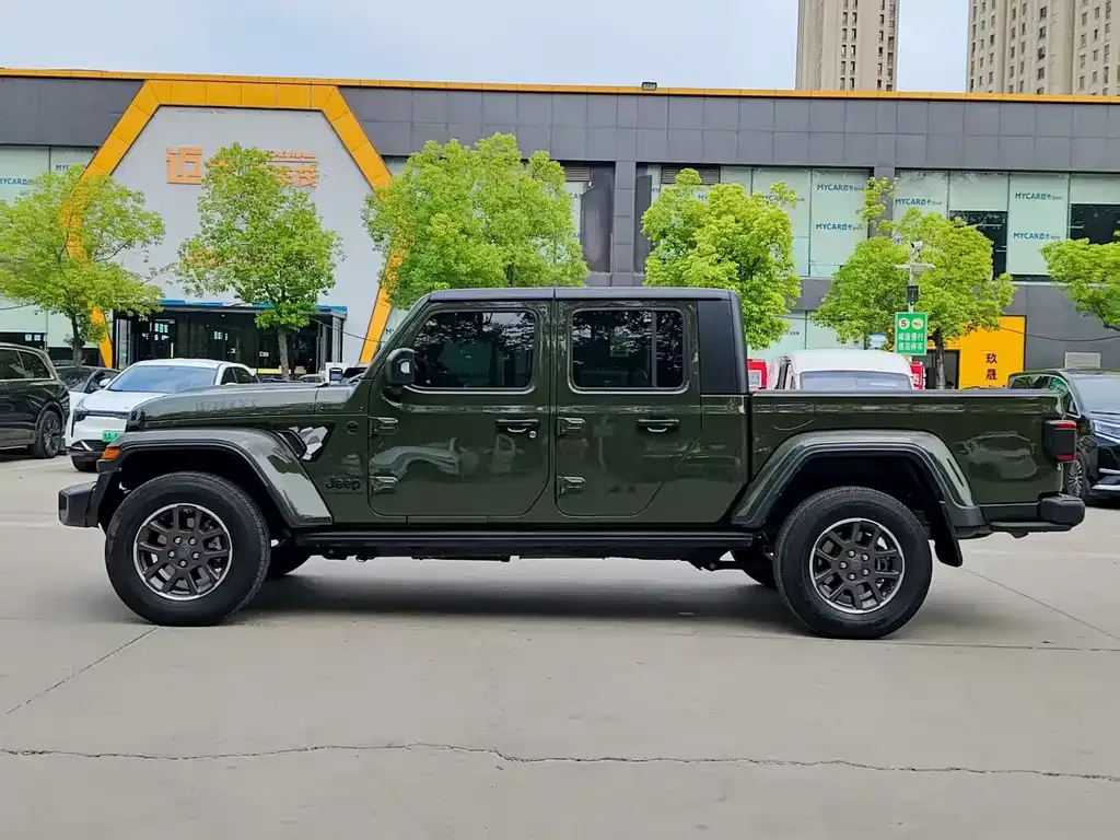 Jeep Gladiator 2023 из CN, фото 4