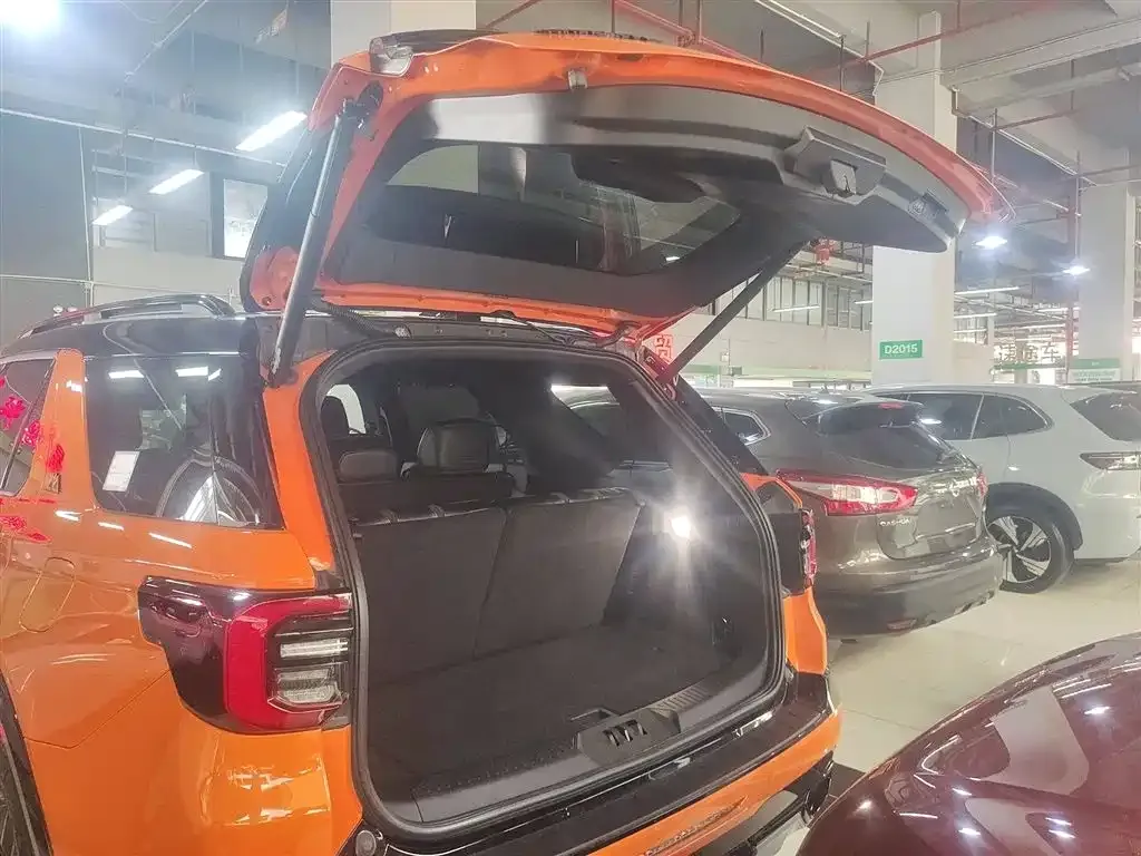 Ford Explorer 2024 из CN, фото 10