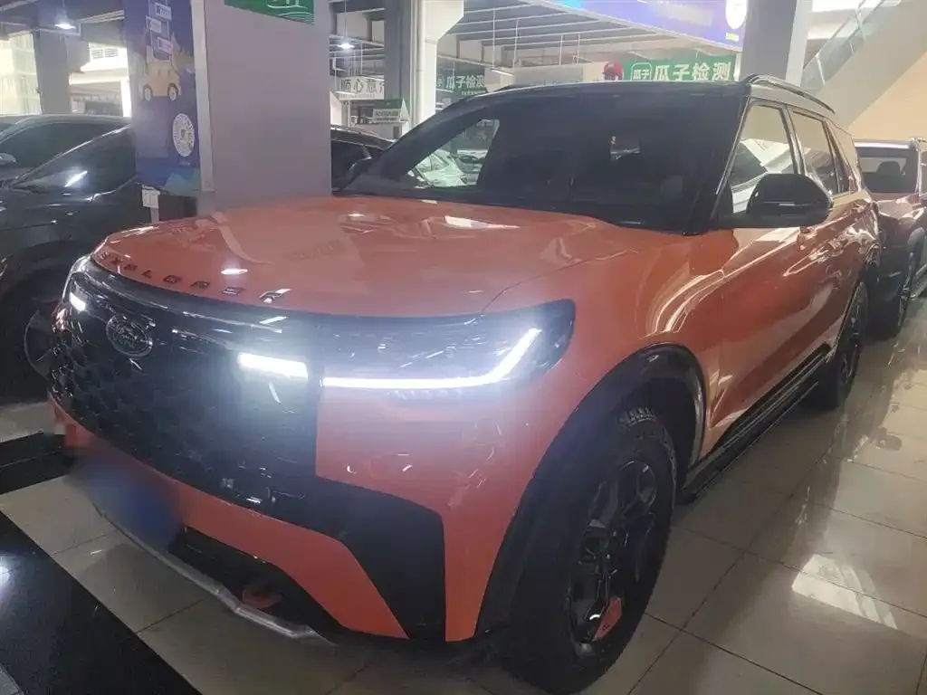 Ford Explorer 2024 из CN, фото 2