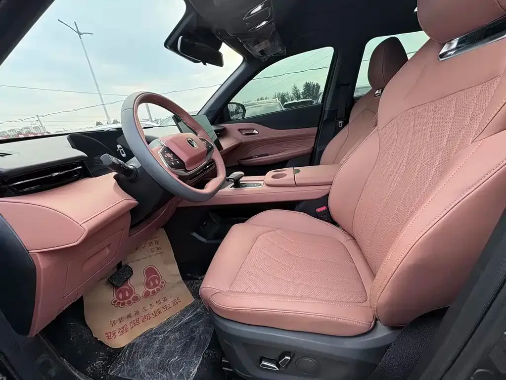Changan UNI-Z New Energy 2024 из CN, фото 7
