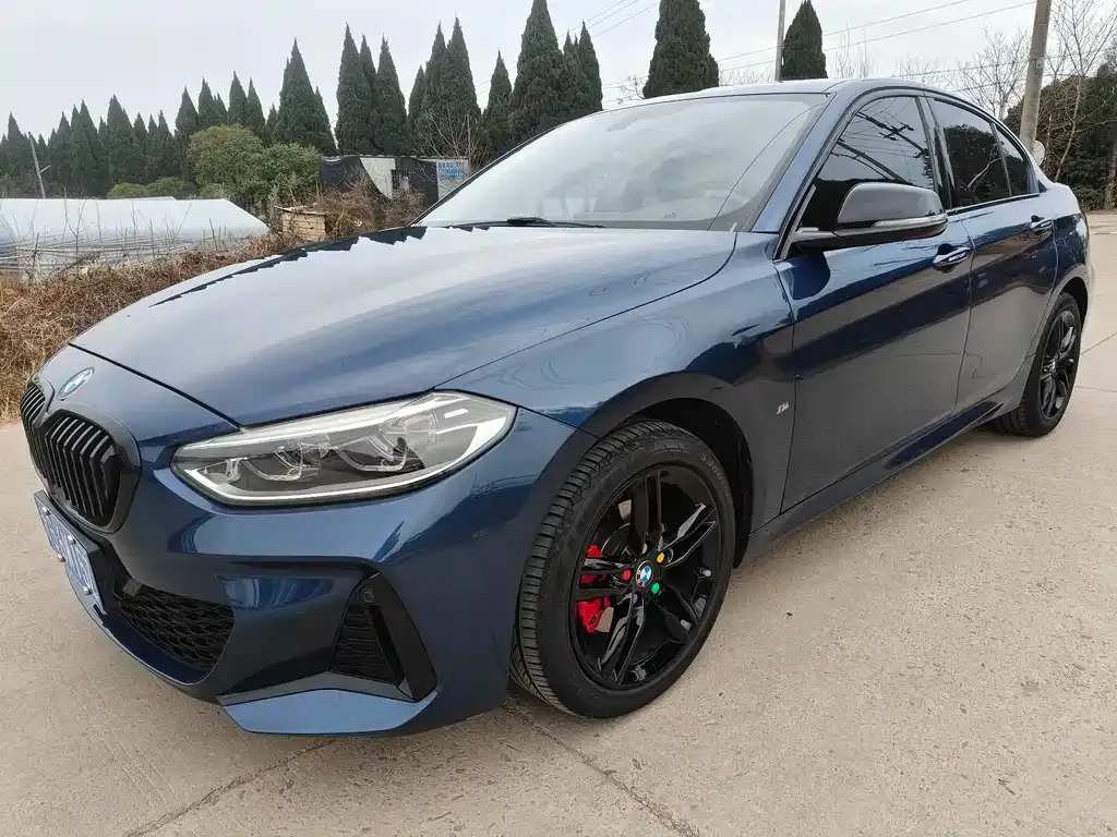 BMW 1 Series 2022 из CN, фото 3
