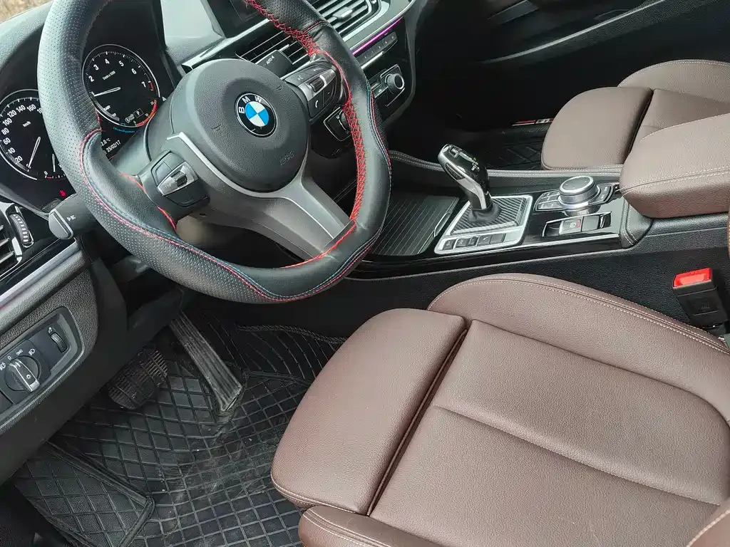 BMW 1 Series 2022 из CN, фото 6