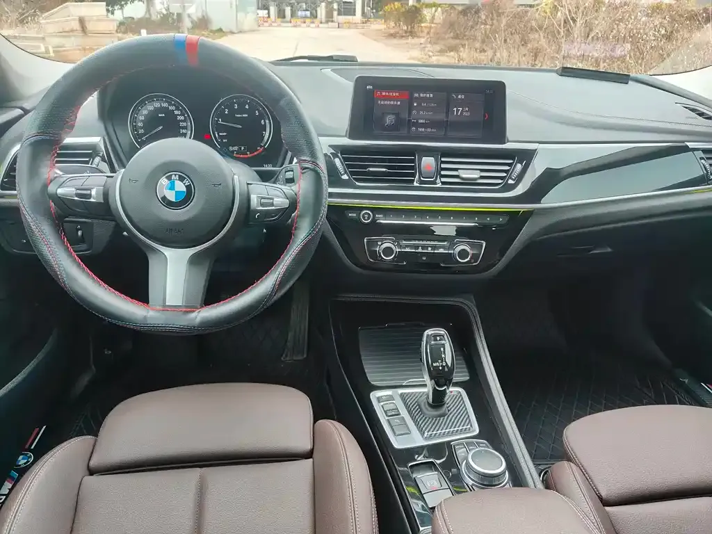 BMW 1 Series 2022 из CN, фото 7