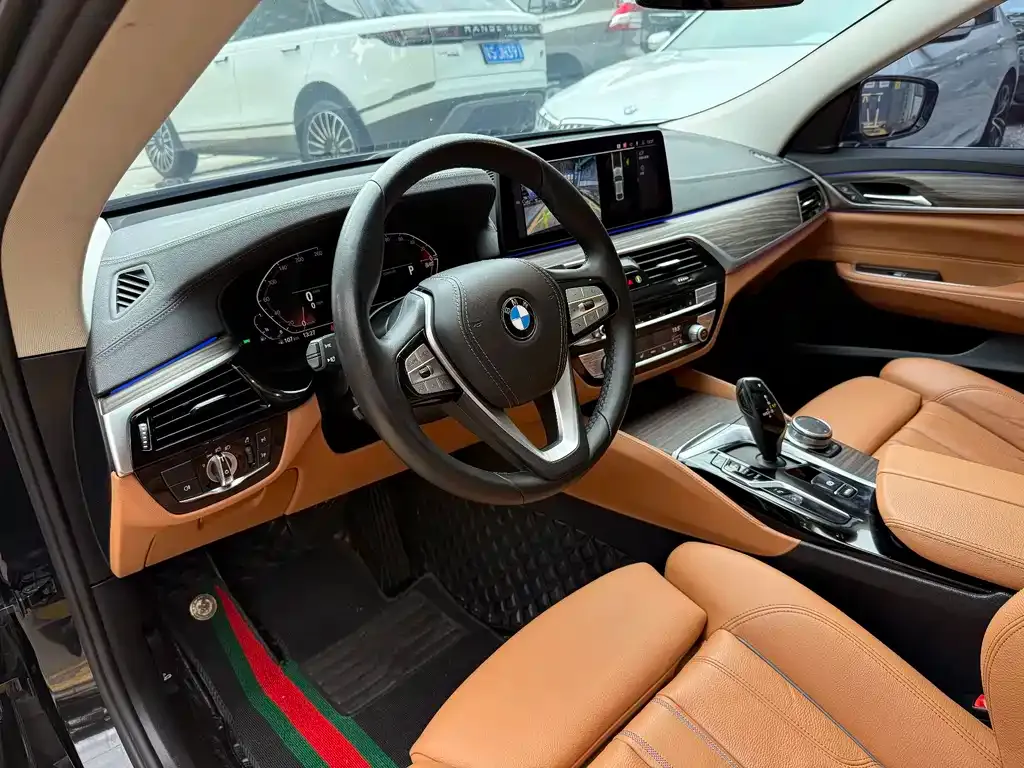 BMW 6 Series GT — фото 10
