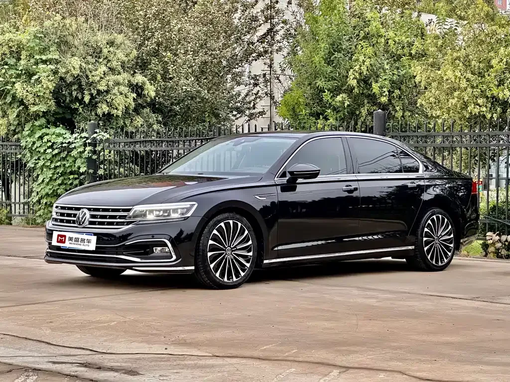 Volkswagen Phideon — фото 1