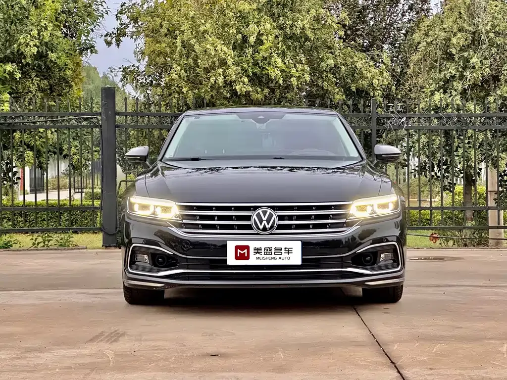 Volkswagen Phideon — фото 2