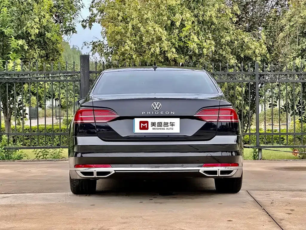 Volkswagen Phideon — фото 8