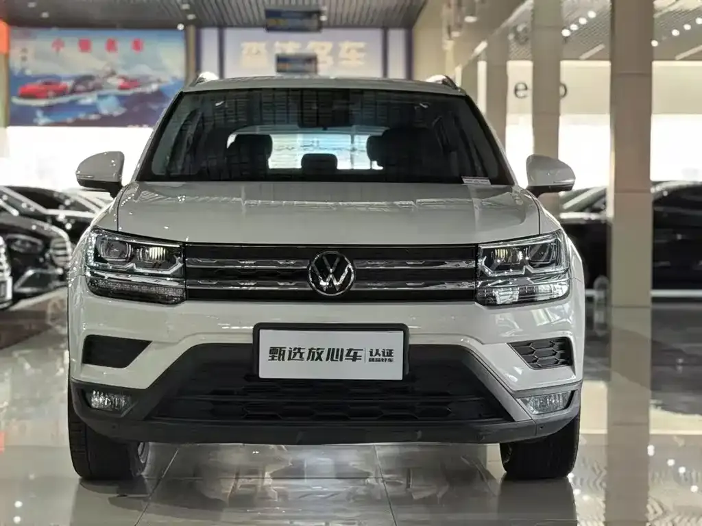 Volkswagen Tharu — фото 2