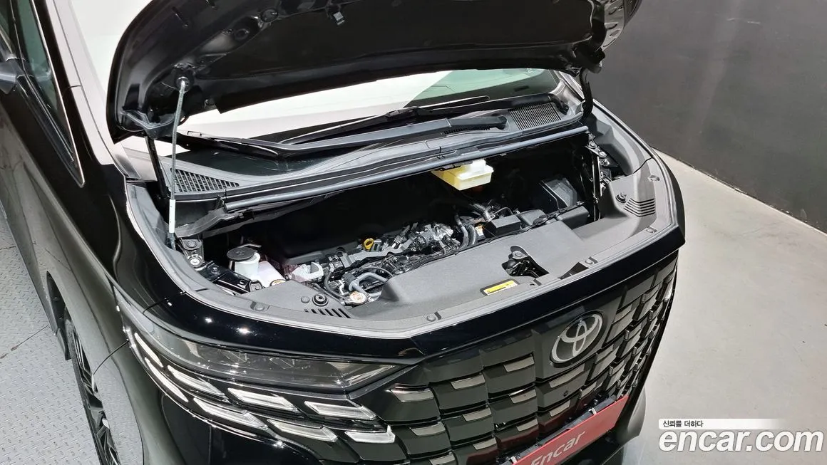 Toyota Alphard — фото 6
