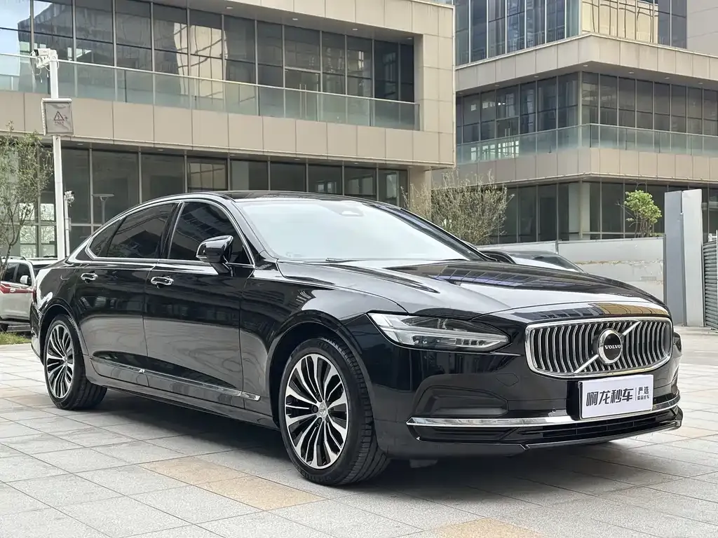 Volvo S90 — фото 3
