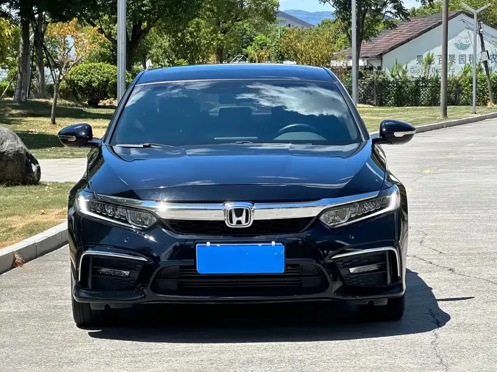 Honda Inspire — фото 2