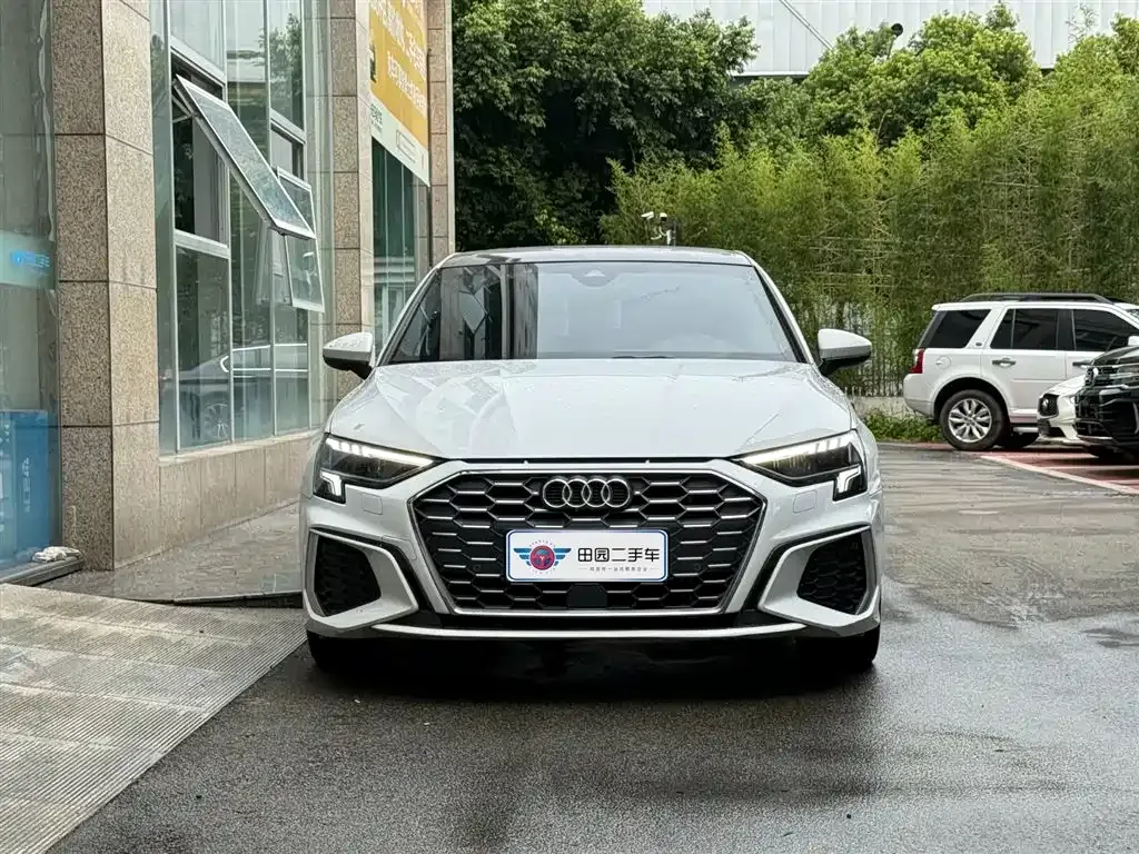 Audi A3 — фото 2