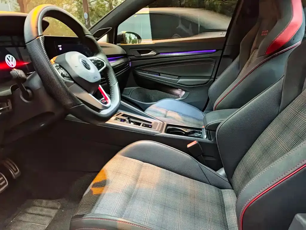 Volkswagen Golf GTI 2022 из CN, фото 9