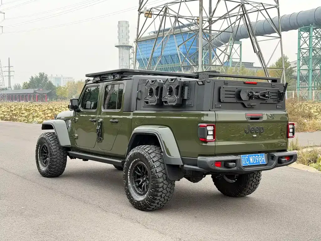 Jeep Gladiator — фото 4