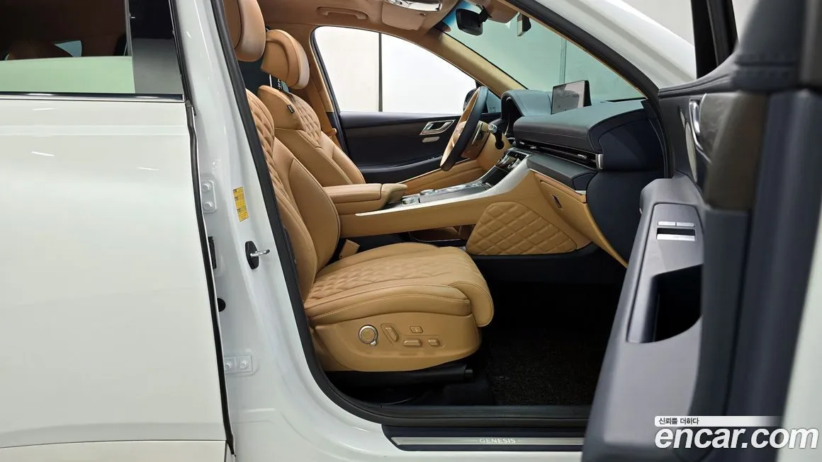 Genesis GV80 — фото 10