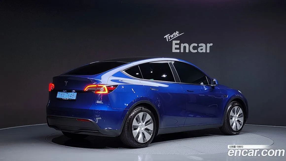 Tesla Model Y 2021 из KR, фото 2