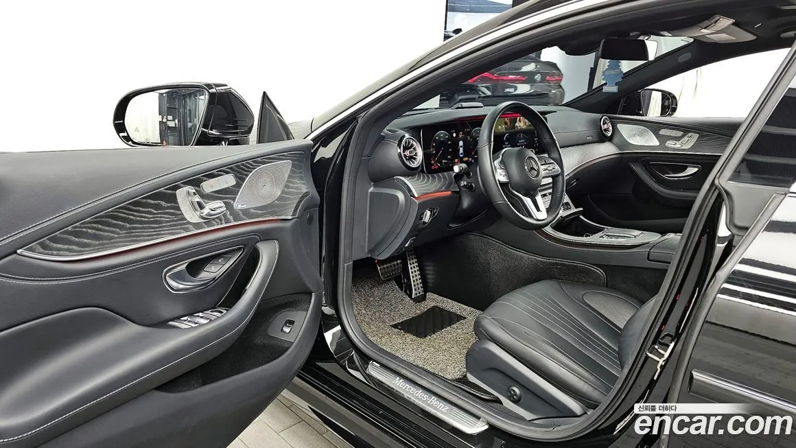 Mercedes-Benz CLS-Class — фото 10