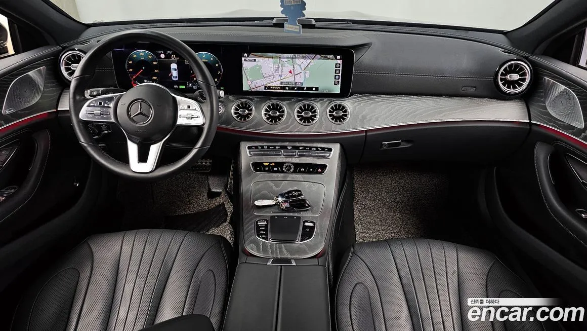 Mercedes-Benz CLS-Class — фото 7