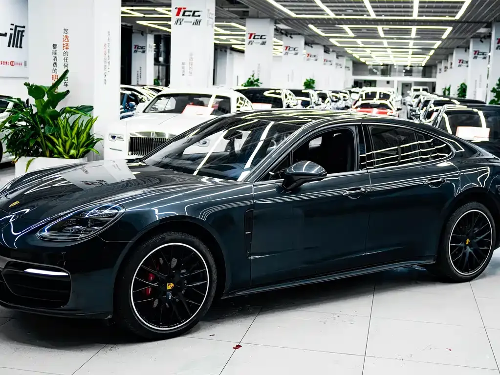Porsche Panamera 2022 из CN, фото 1