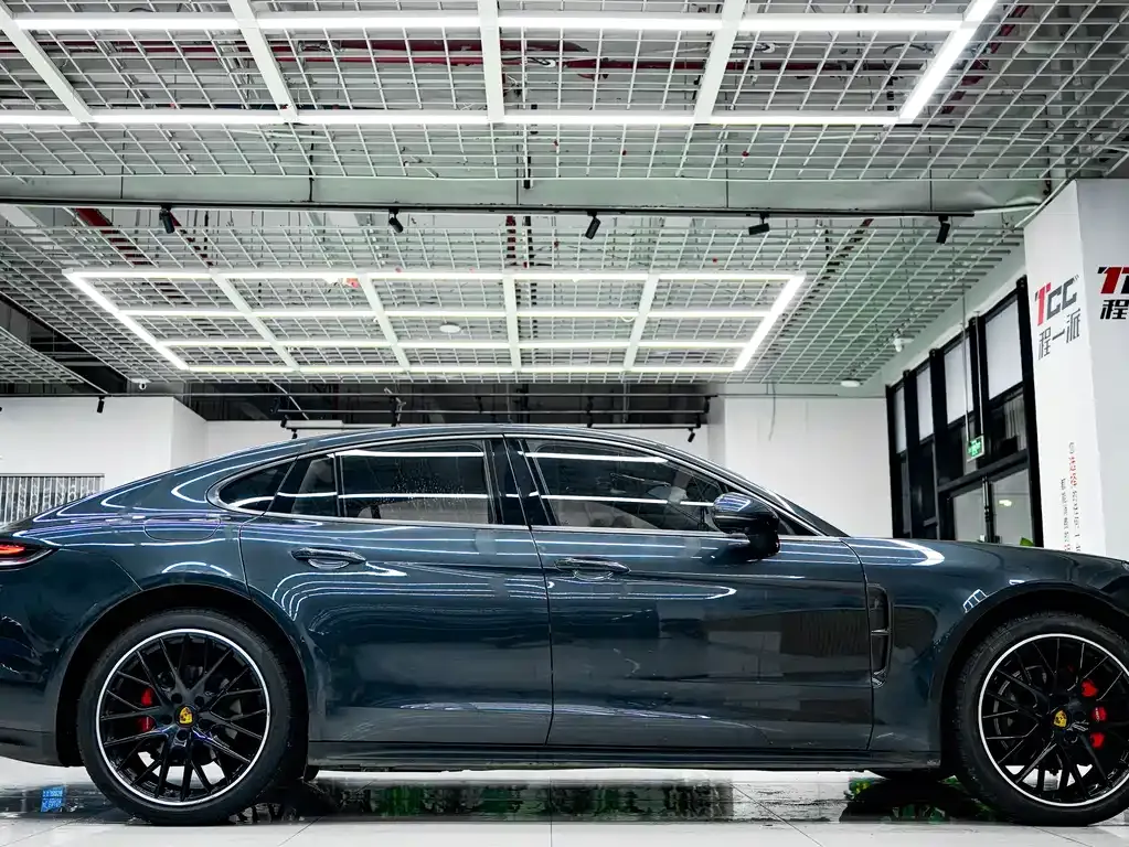 Porsche Panamera 2022 из CN, фото 6