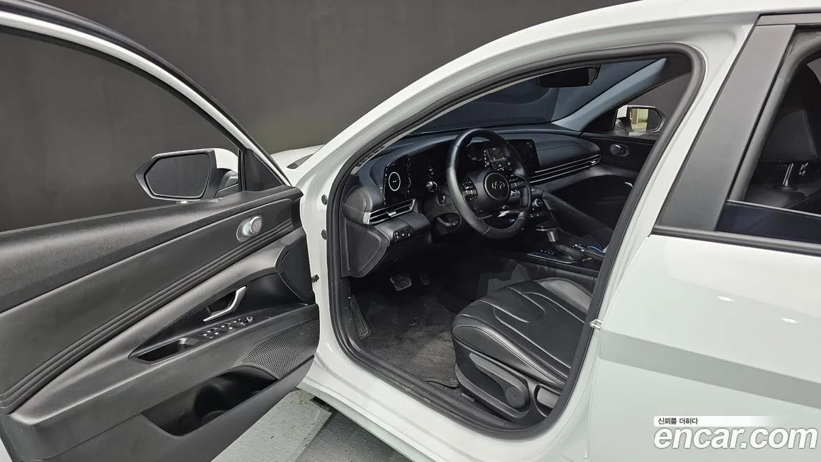 Hyundai AVANTE 2021 из KR, фото 10