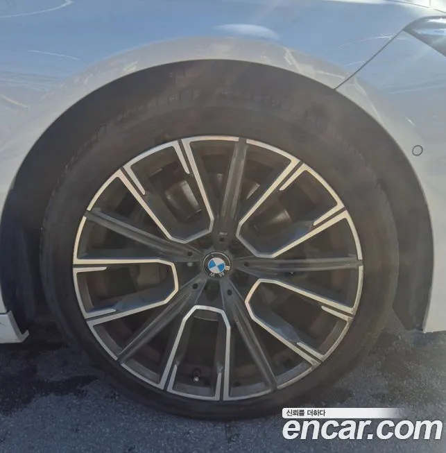 BMW 7-Series 2021 из KR, фото 8