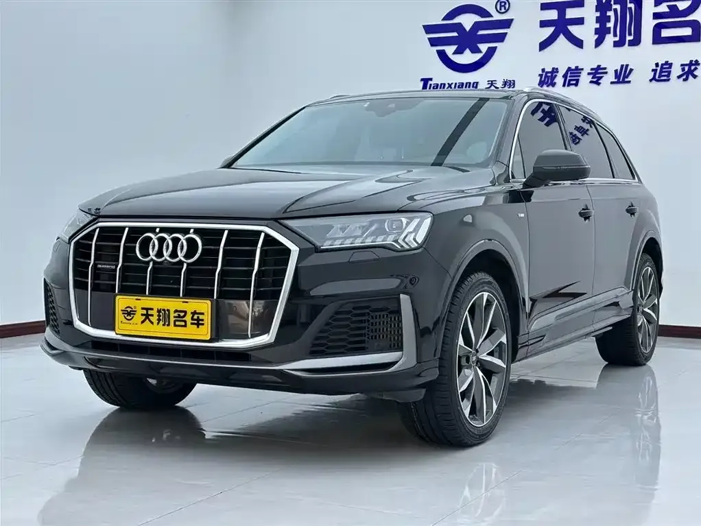Audi Q7 2022 из CN, фото 1